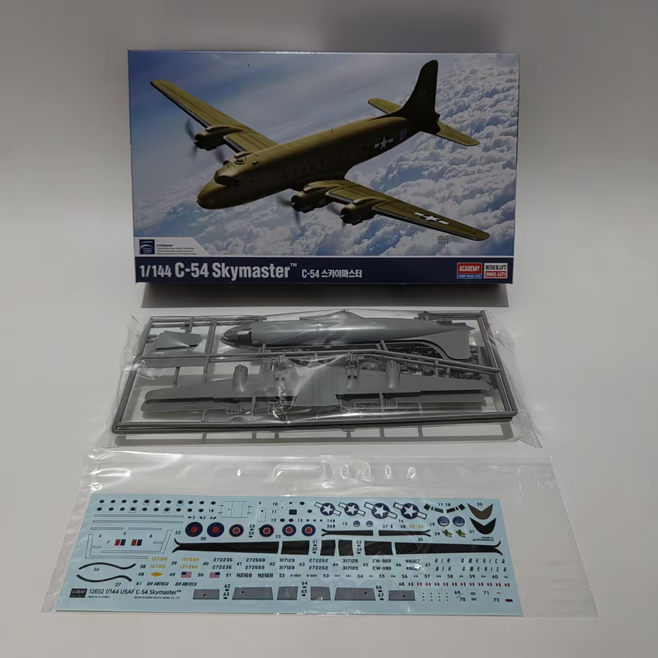 AC12652 ACADEMY 1/144 USAAF C- - огляд і ціна Model Kit Academy