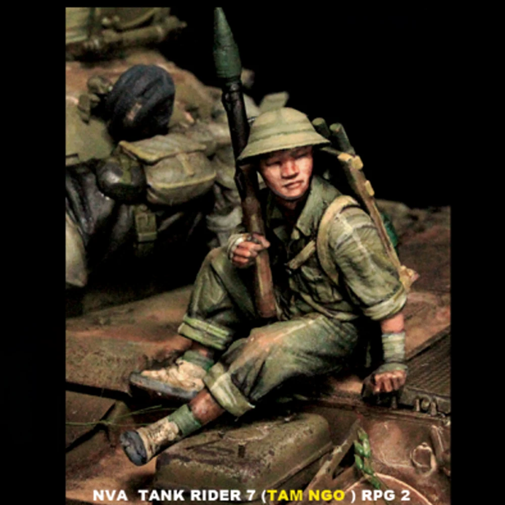 1/35 NVA Tank RIDER 7, RPD 2,  - огляд і ціна Model Kit Diorama