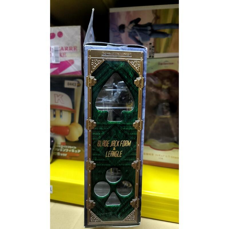 Bandai SIC 37 Kamen Rider Blad - огляд і ціна Model Kit Kamen Rider